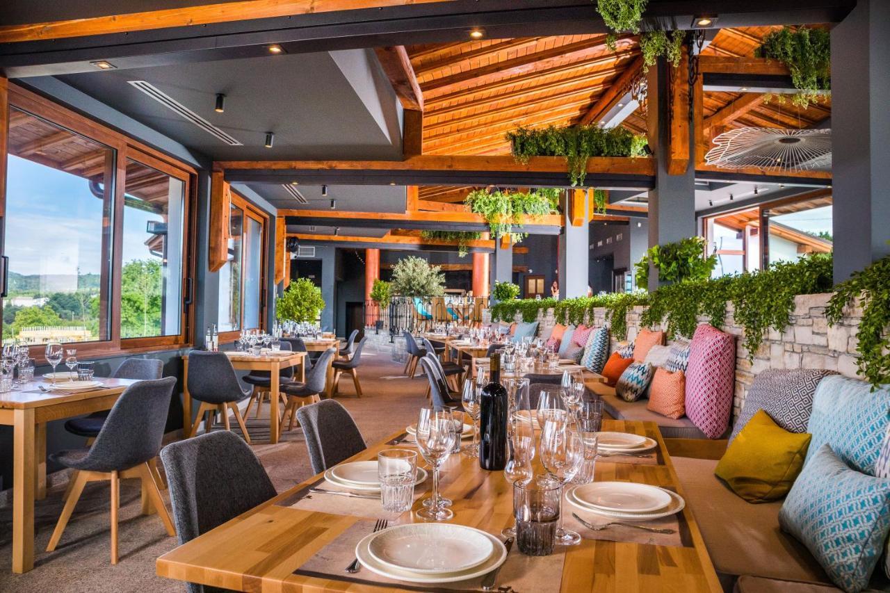 Wine & Spa Hotel Chukara Trjavna Eksteriør bilde
