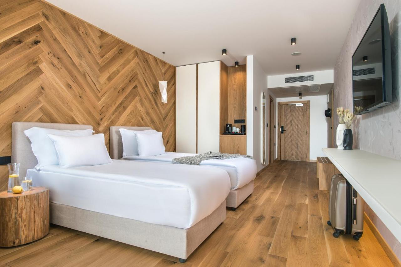 Wine & Spa Hotel Chukara Trjavna Eksteriør bilde