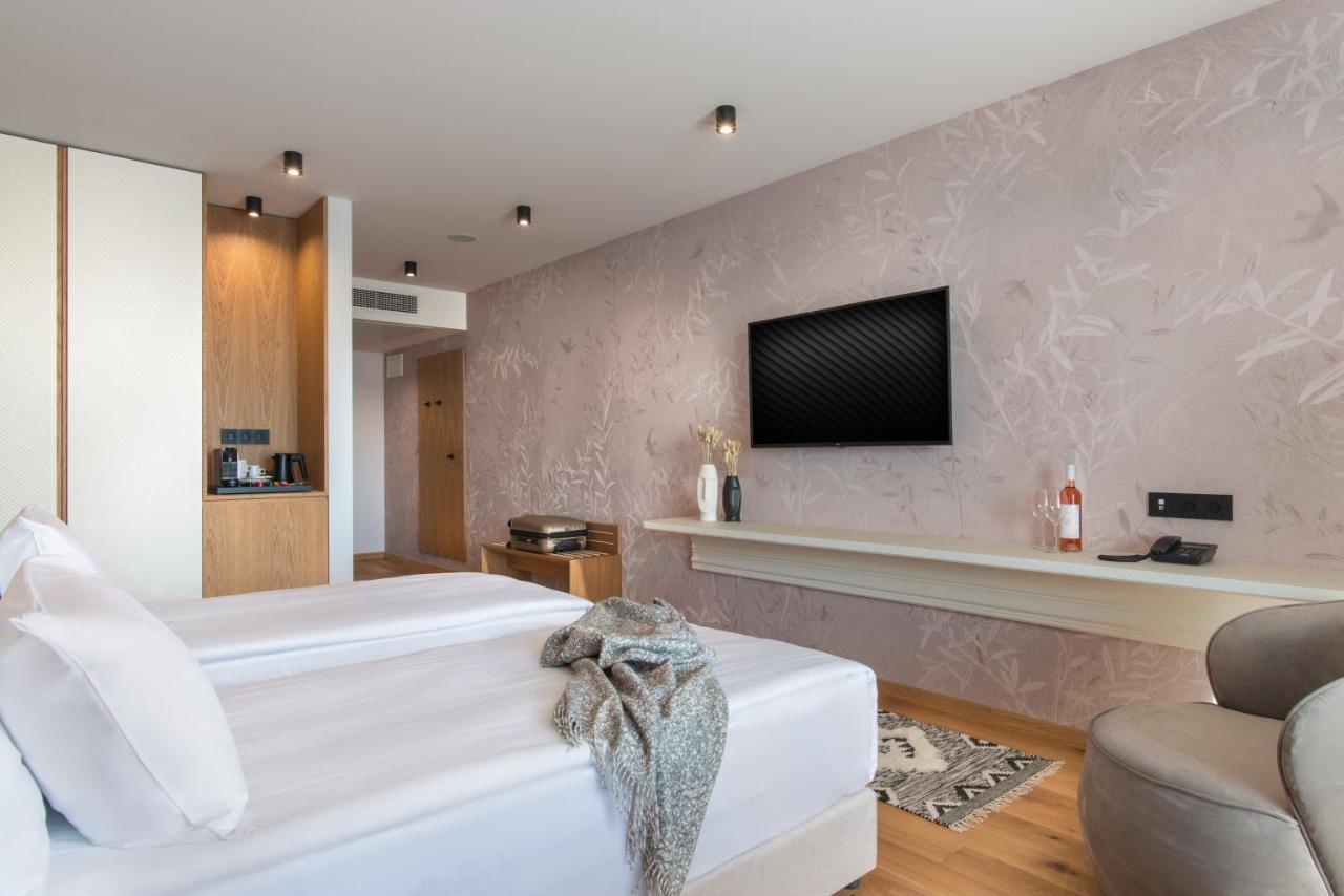 Wine & Spa Hotel Chukara Trjavna Eksteriør bilde