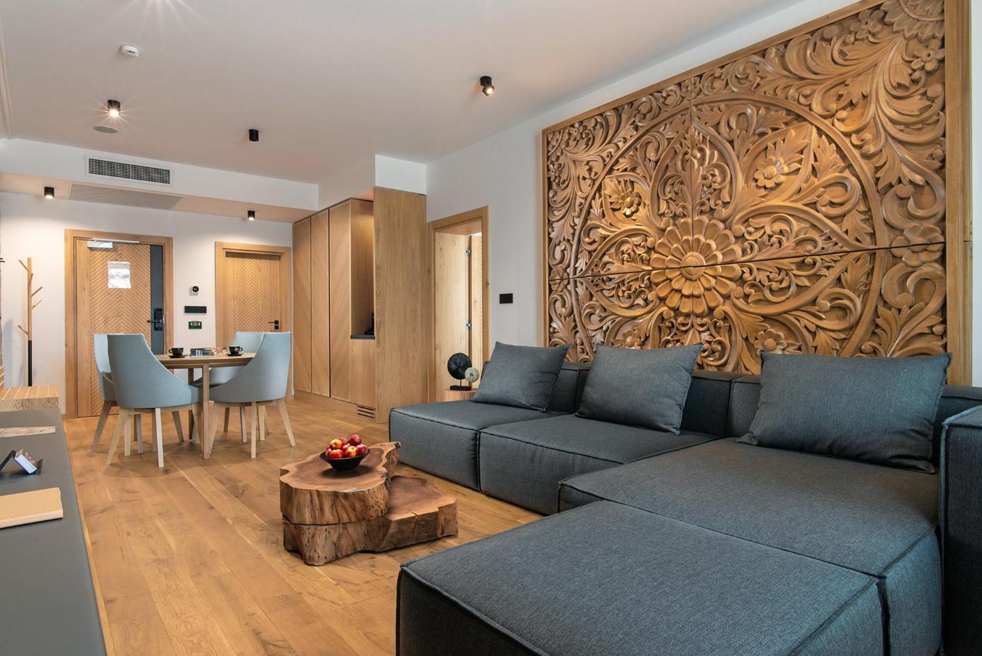 Wine & Spa Hotel Chukara Trjavna Eksteriør bilde