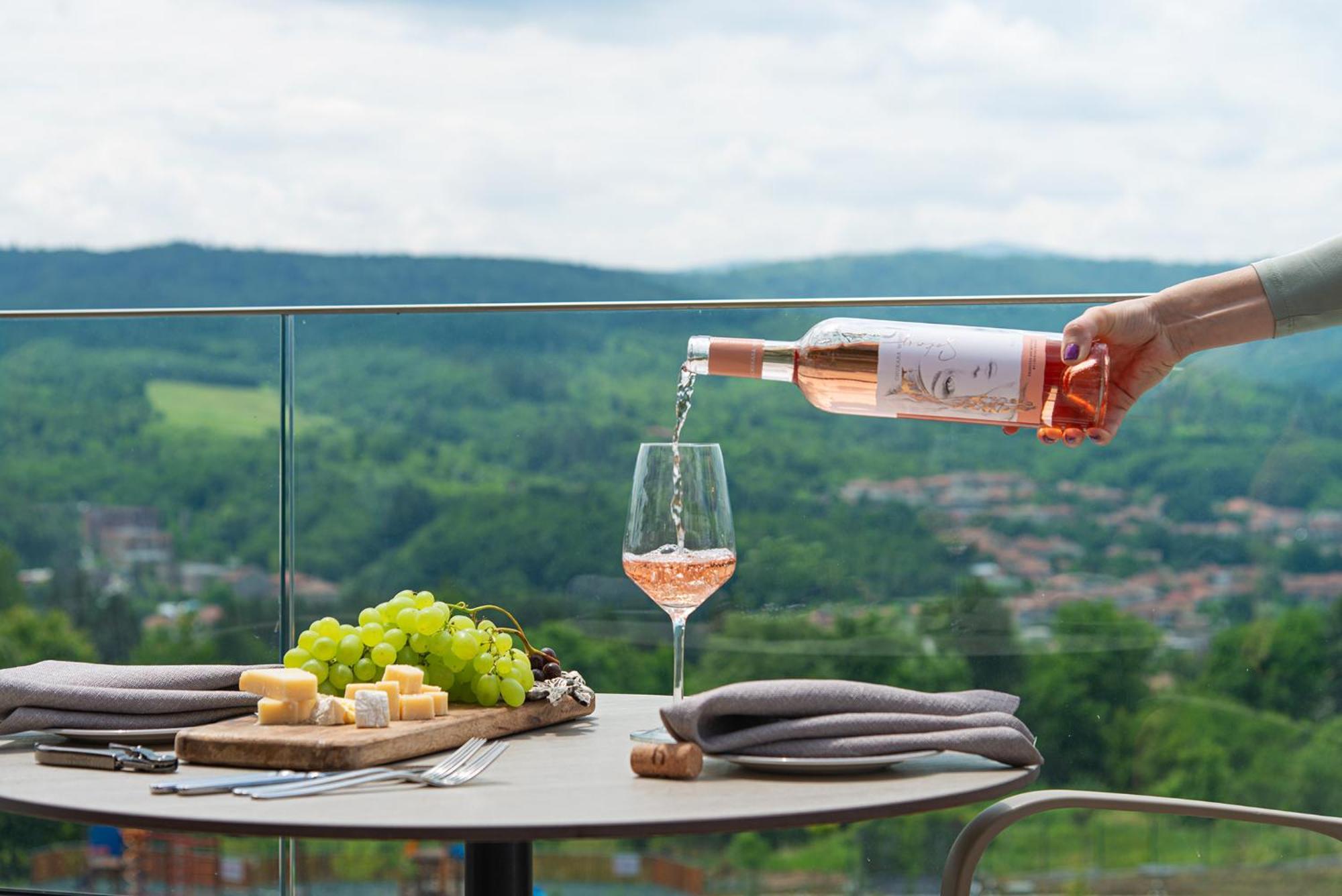 Wine & Spa Hotel Chukara Trjavna Eksteriør bilde
